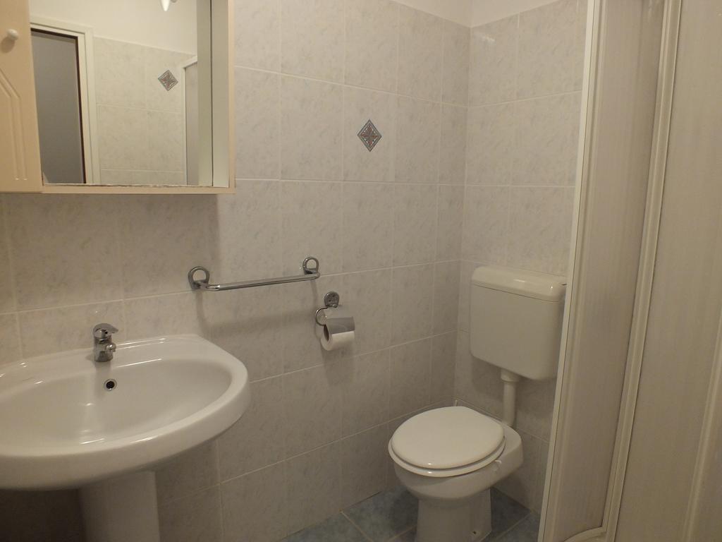 Aqua Family Apartments Karigador Rom bilde